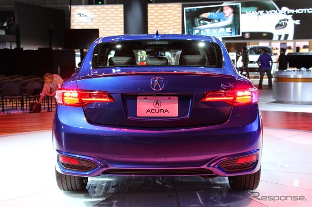 アキュラ ILX 2016年モデル