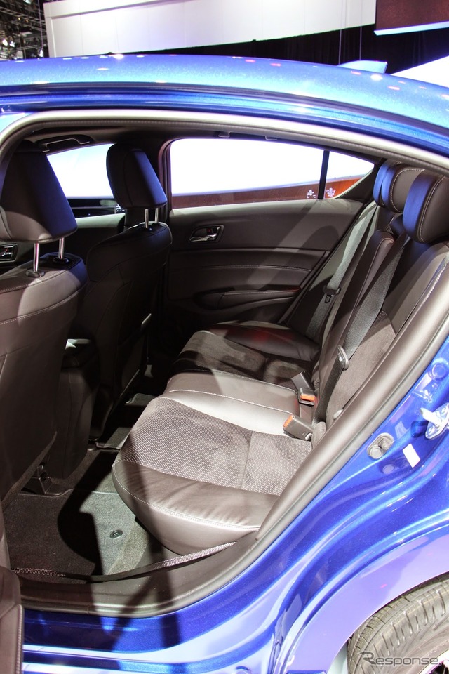 アキュラ ILX 2016年モデル
