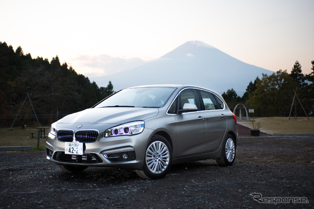 BMW 218i アクティブ ツアラー