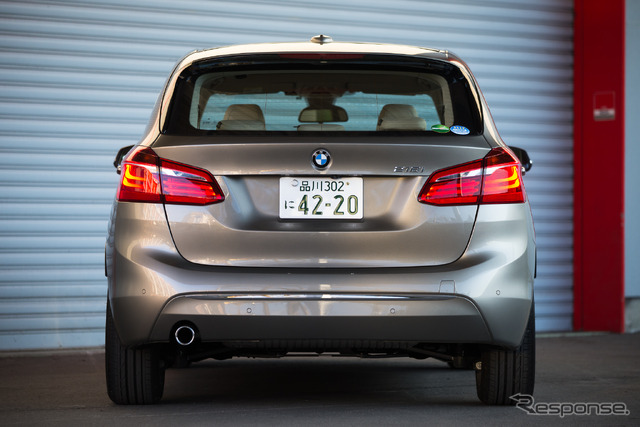 BMW 218i アクティブ ツアラー