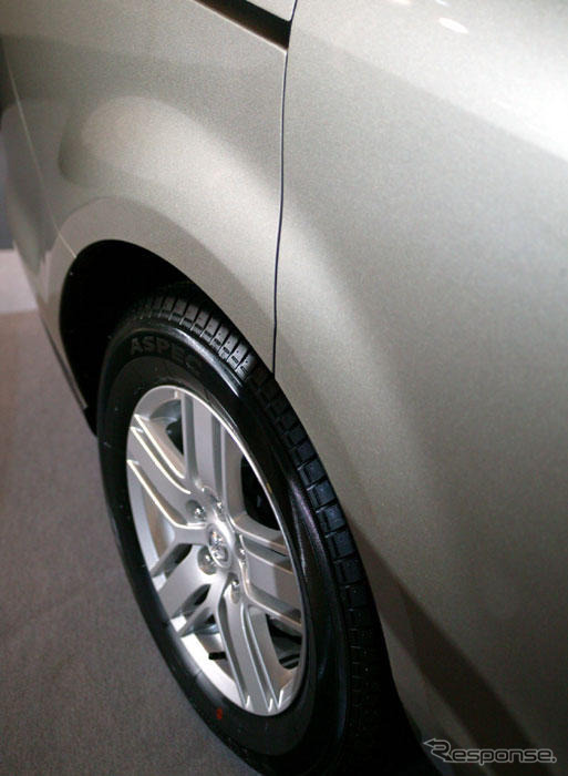 【マツダ MPV 新型発表】ミニバンを越え、ミニバンに見えない