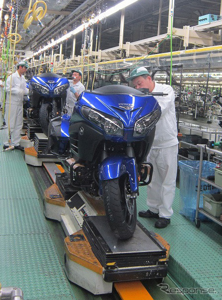 ホンダ ゴールドウィング 2015年モデル生産の様子 (熊本製作所)