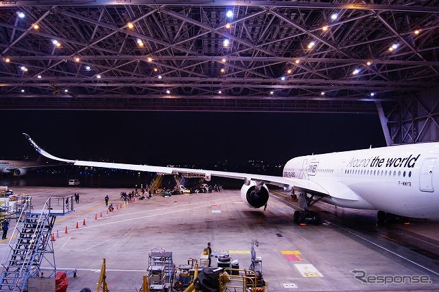 主翼も新設計。最新の空力学によってデザインされている。