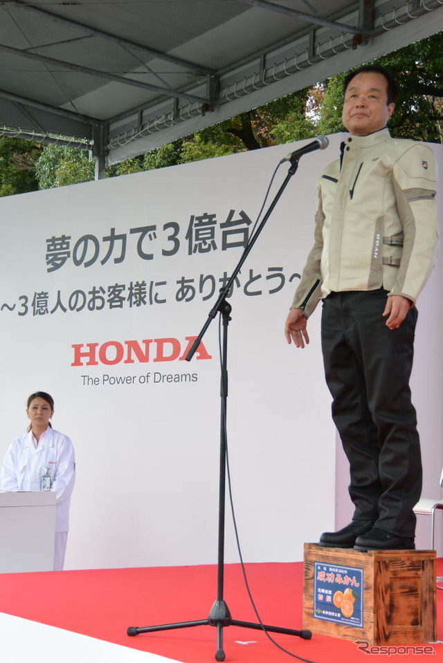 ホンダ 二輪車世界生産累計3億台達成 記念式典