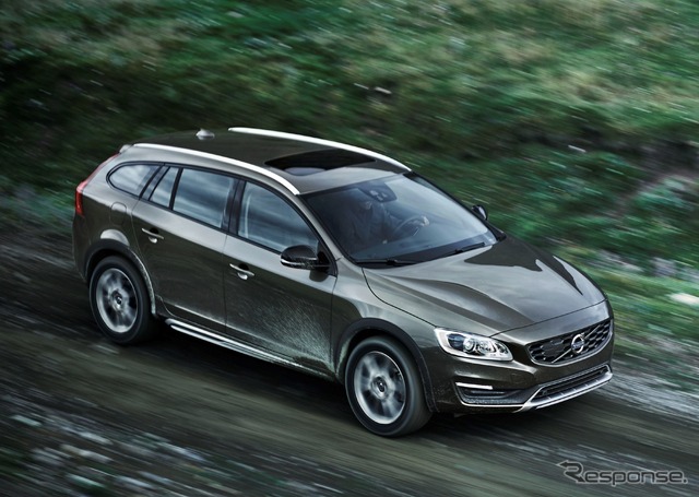 ボルボ V60 クロスカントリー