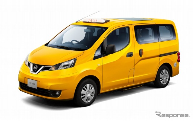 日産 NV200タクシー