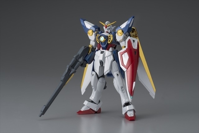 HGACウイングガンダム チタニウムフィニッシュVer