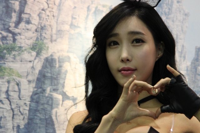 【G-STAR 2014】韓国美女だけじゃない。釜山からコンパニオンさんの写真をお届け!