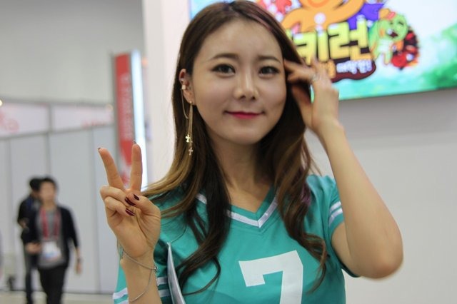 【G-STAR 2014】韓国美女だけじゃない。釜山からコンパニオンさんの写真をお届け!