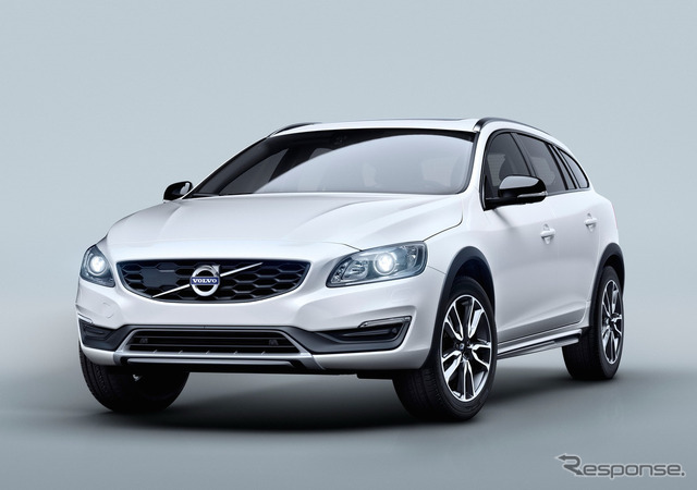 ボルボ V60 クロスカントリー