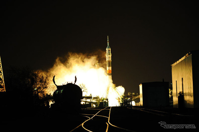 ソユーズTMA-15M宇宙船（41S）の打上げ（11月25日）