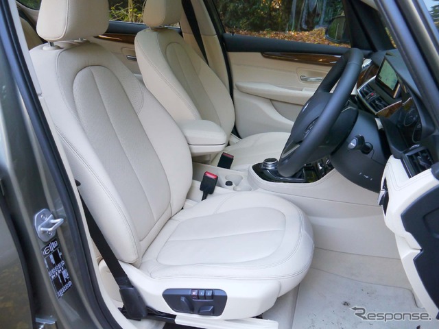 BMW 218iアクティブツアラー