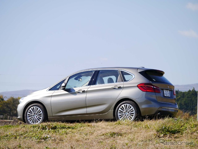 BMW 218iアクティブツアラー