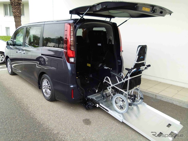 トヨタ エスクァイア 車いす仕様車 & ウェルチェア