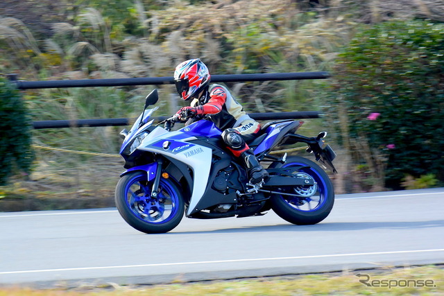 ヤマハ YZF-R25