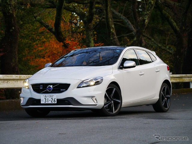ボルボ V40 T5 Rデザイン