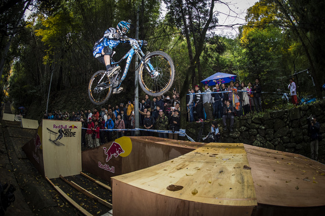 選手の技術向上とMTBシーンの発展を願う奉納競技 レッドブル・ホーリーライド