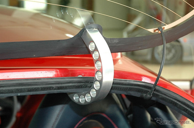 【写真蔵】TVRの新型スポーツカー『サガリス』