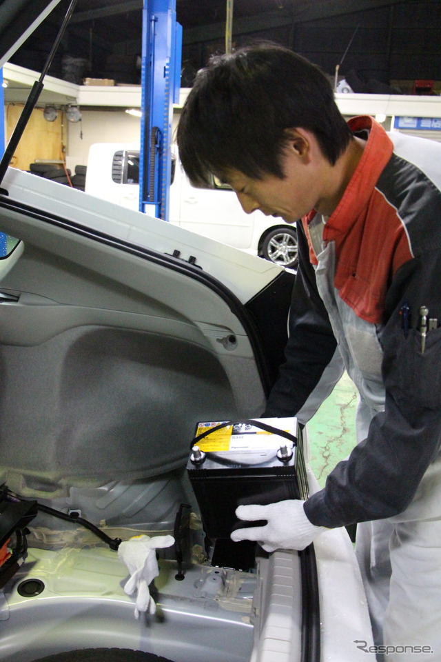 HV専用バッテリー「Caos(カオス)」の交換作業をレポート