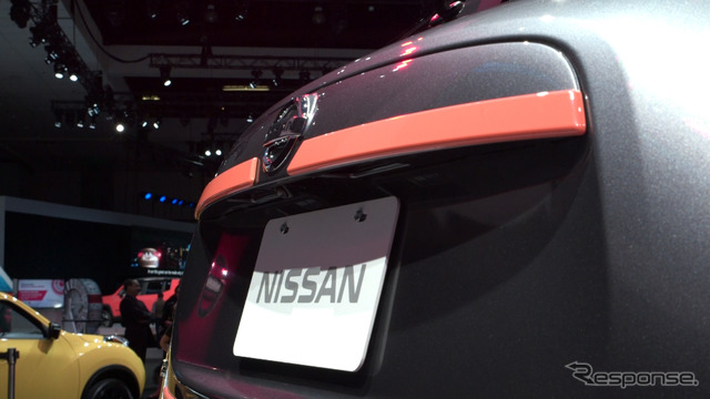 日産 ジューク のカラースタジオ（ロサンゼルスモーターショー14）