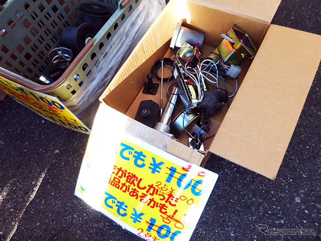 東野交通の部品販売コーナー(2014 東武ファンフェスタ)