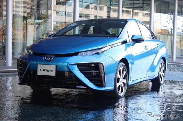 トヨタ MIRAI