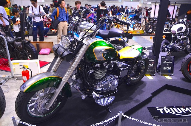 ヨコハマ ホットロッドカスタムショー2014 トライアンフブース