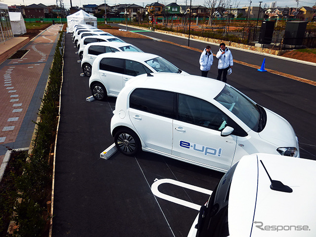 神奈川県藤沢市の「Fujisawaサスティナブル・スマートタウン」で開催中の「e-mobilitystation@湘南T-SITE」。脳波測定システムを活用したEV試乗“e-driving”に挑戦