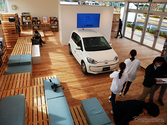 神奈川県藤沢市の「Fujisawaサスティナブル・スマートタウン」で開催中の「e-mobilitystation@湘南T-SITE」。脳波測定システムを活用したEV試乗“e-driving”に挑戦