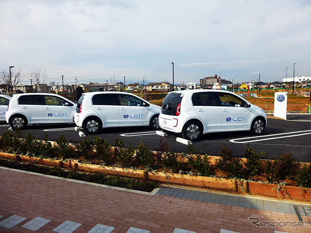 神奈川県藤沢市の「Fujisawaサスティナブル・スマートタウン」で開催中の「e-mobilitystation@湘南T-SITE」。脳波測定システムを活用したEV試乗“e-driving”に挑戦