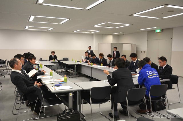 12月12日、AAAL(オートアフターマーケット活性化連合)スポーティングパーツ分科会主催のスポーティングパーツ勉強会が開かれた。