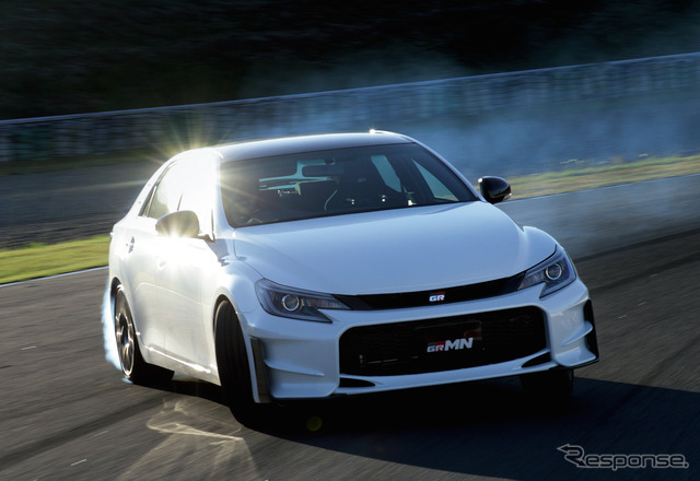 トヨタ・マークX GRMN