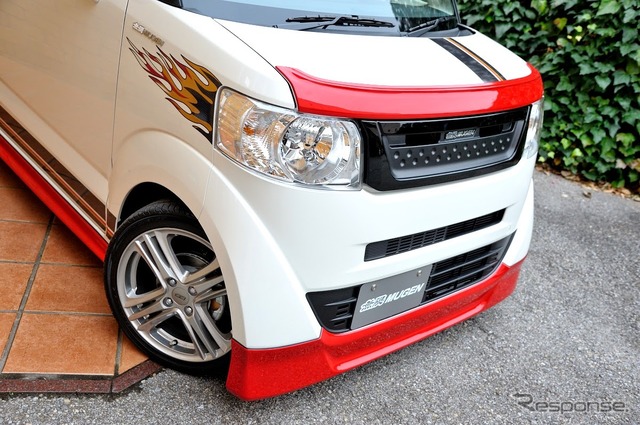 ホンダ N-BOX スラッシュ 無限パーツ装着車