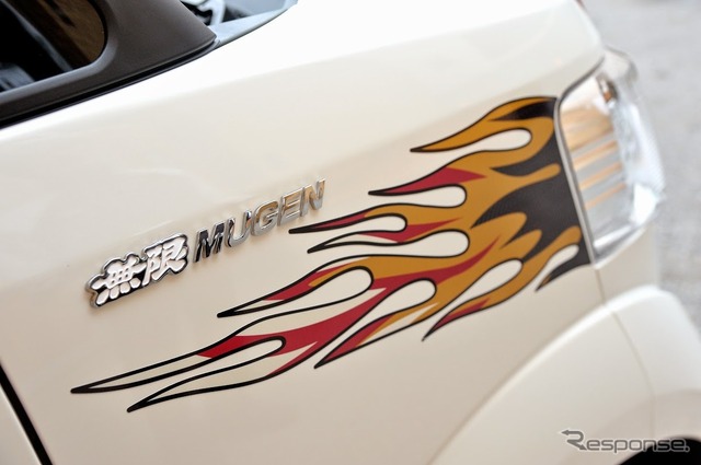 ホンダ N-BOX スラッシュ 無限パーツ装着車