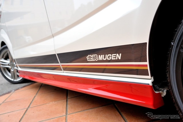 ホンダ N-BOX スラッシュ 無限パーツ装着車