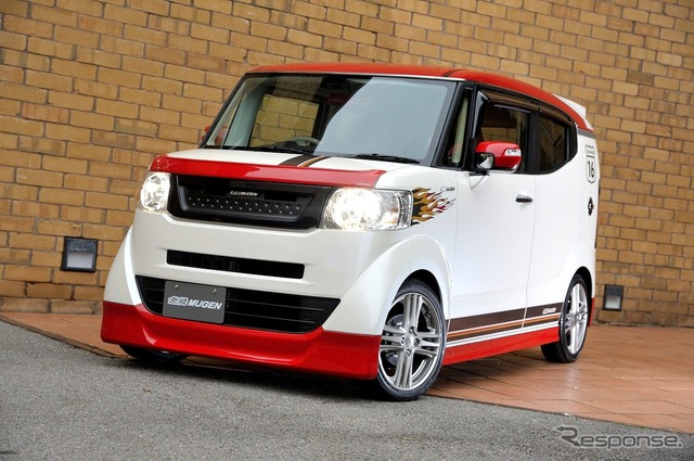 ホンダ N-BOX スラッシュ 無限パーツ装着車