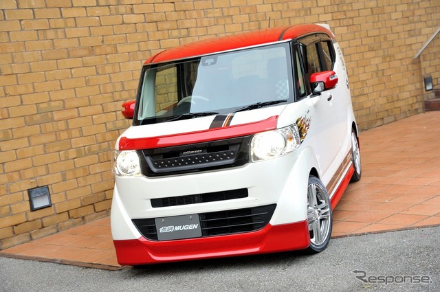 ホンダ N-BOX スラッシュ 無限パーツ装着車