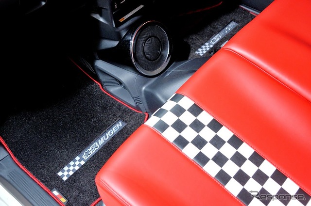 ホンダ N-BOX スラッシュ 無限パーツ装着車
