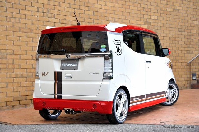 ホンダ N-BOX スラッシュ 無限パーツ装着車