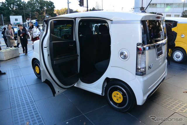 ホンダ N-BOXスラッシュ 発表会