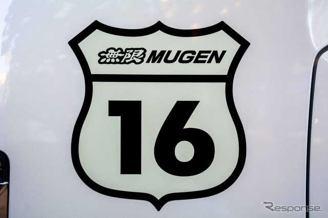 ホンダ N-BOX スラッシュ 無限パーツ装着車