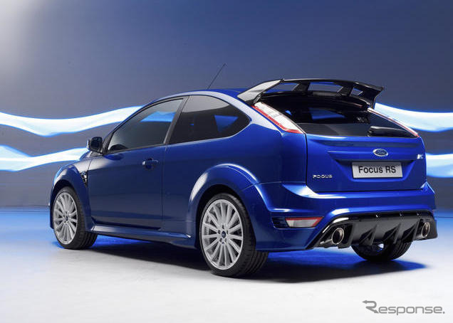 先代フォード フォーカス RS