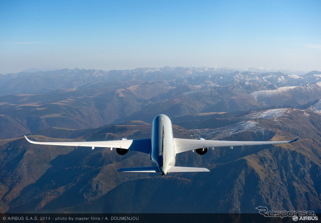 エアバス、A350XWB初号機をローンチカスタマーであるカタール航空に引渡し