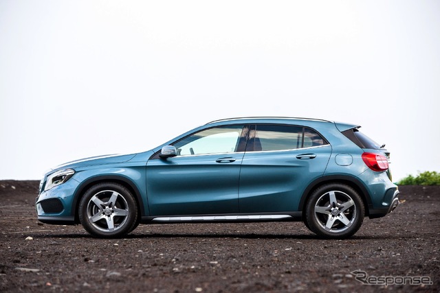 メルセデスベンツ GLA 250 4MATIC