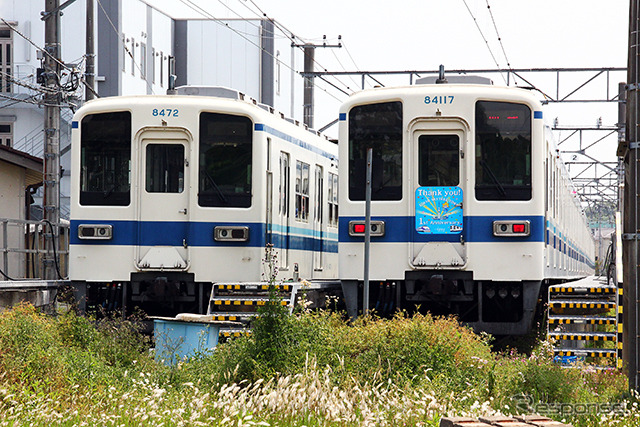 南栗橋車両管区七光台支所(千葉県野田市)で休む野田線の8000系