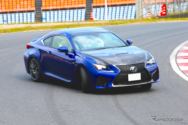 レクサス RC F