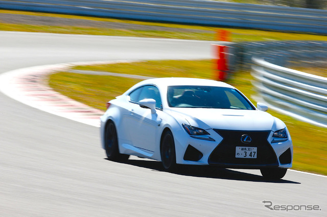 レクサス RC F