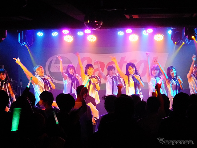 バクステ外神田一丁目 (カストロール WINTER LIVE 2014 -DRIVING- 神奈川・藤沢、12月28日)