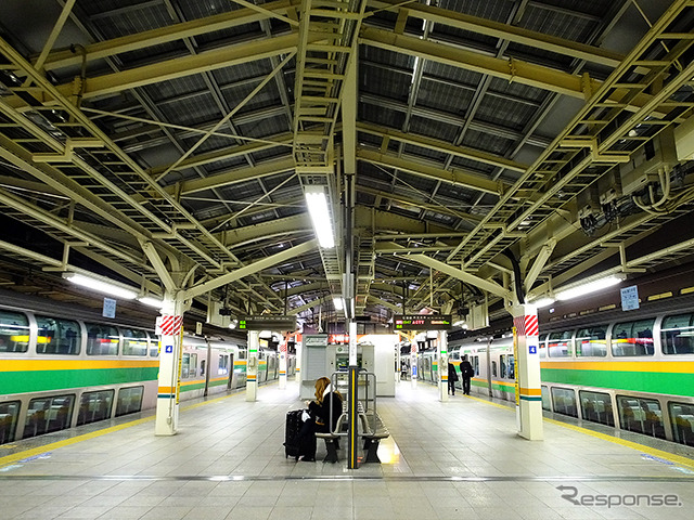 東京駅、東海道線のグリーン車乗降エリア（9～10番）