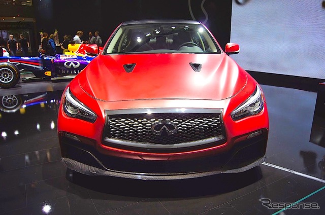 インフィニティ・Q50 オールージュ(モスクワモーターショー14)